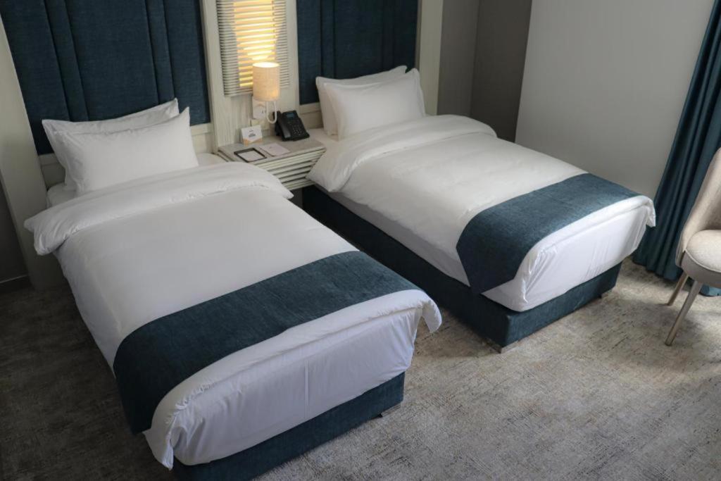 Rival Hotel Amman Bagian luar foto