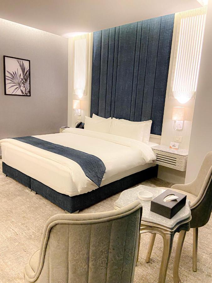 Rival Hotel Amman Bagian luar foto
