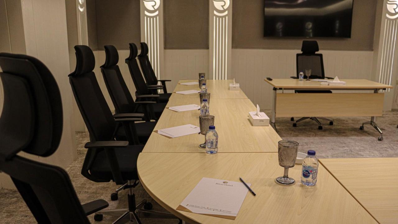 Rival Hotel Amman Bagian luar foto