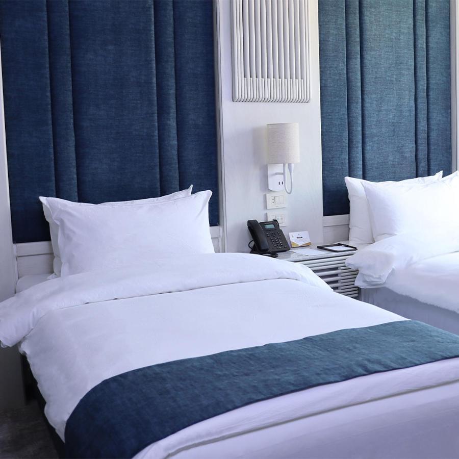 Rival Hotel Amman Bagian luar foto