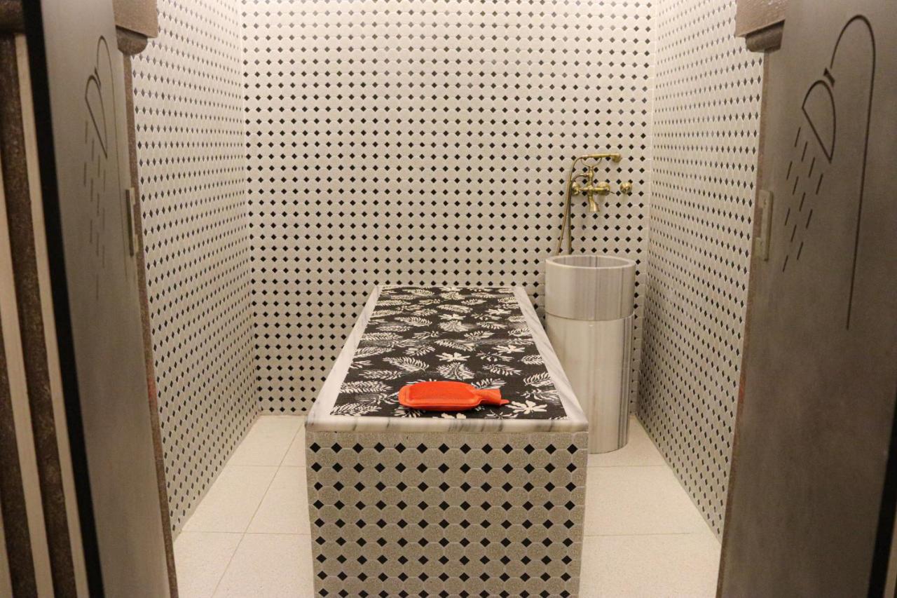 Rival Hotel Amman Bagian luar foto