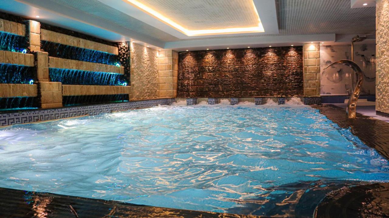 Rival Hotel Amman Bagian luar foto