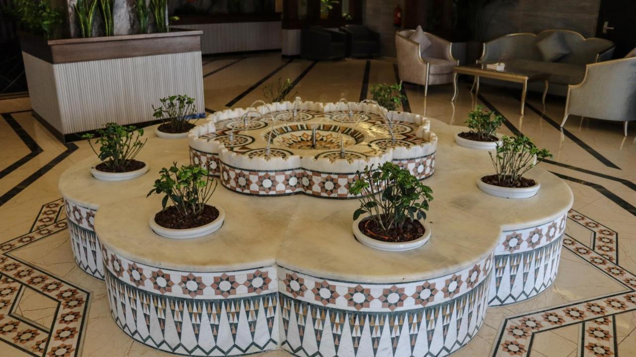 Rival Hotel Amman Bagian luar foto