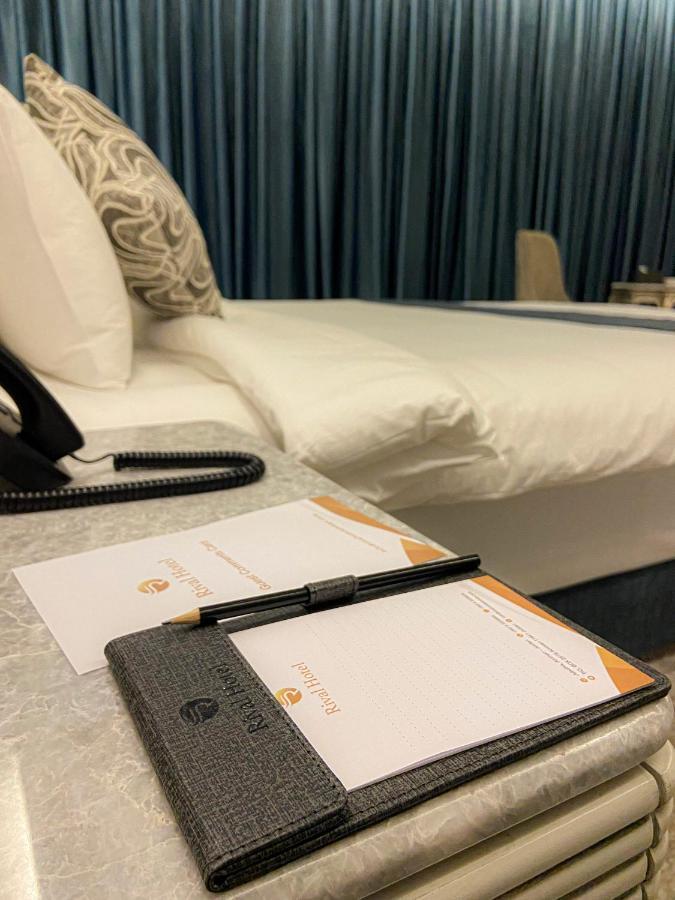 Rival Hotel Amman Bagian luar foto