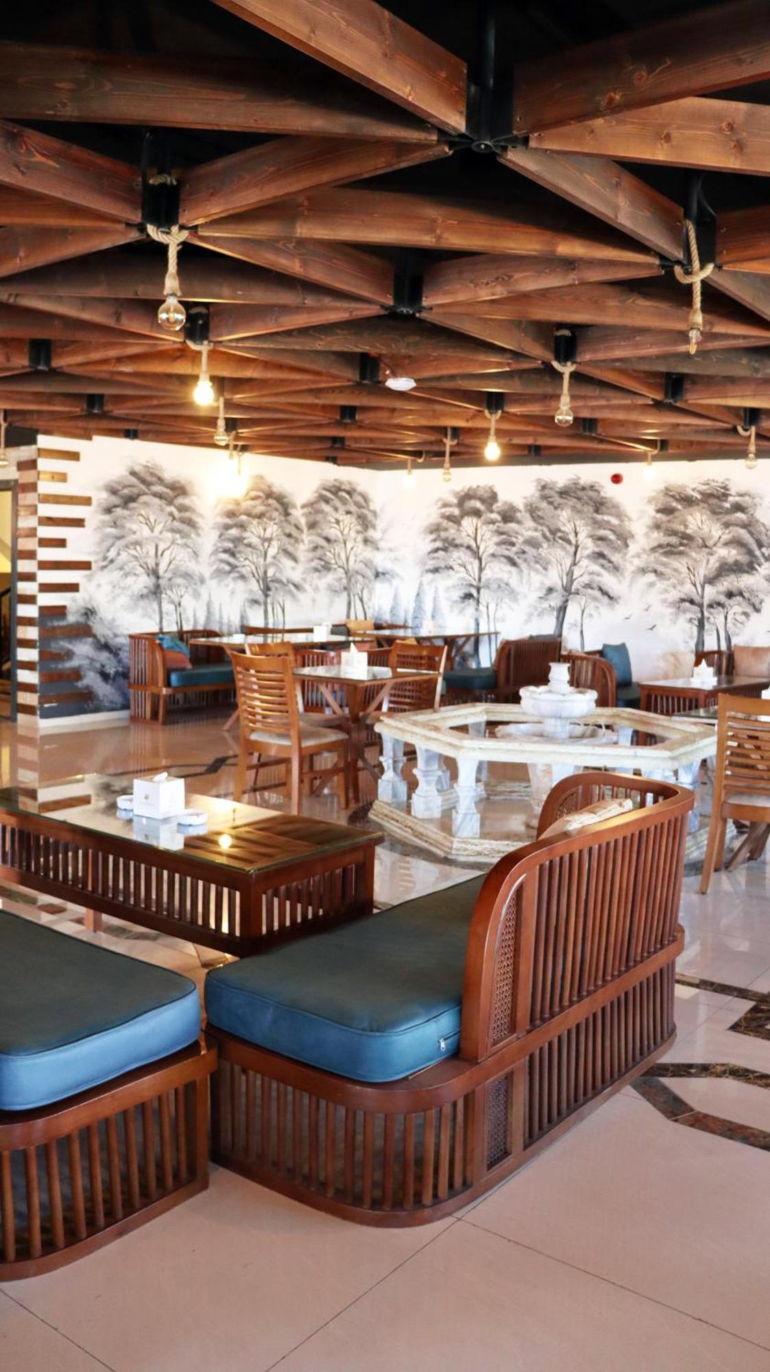 Rival Hotel Amman Bagian luar foto