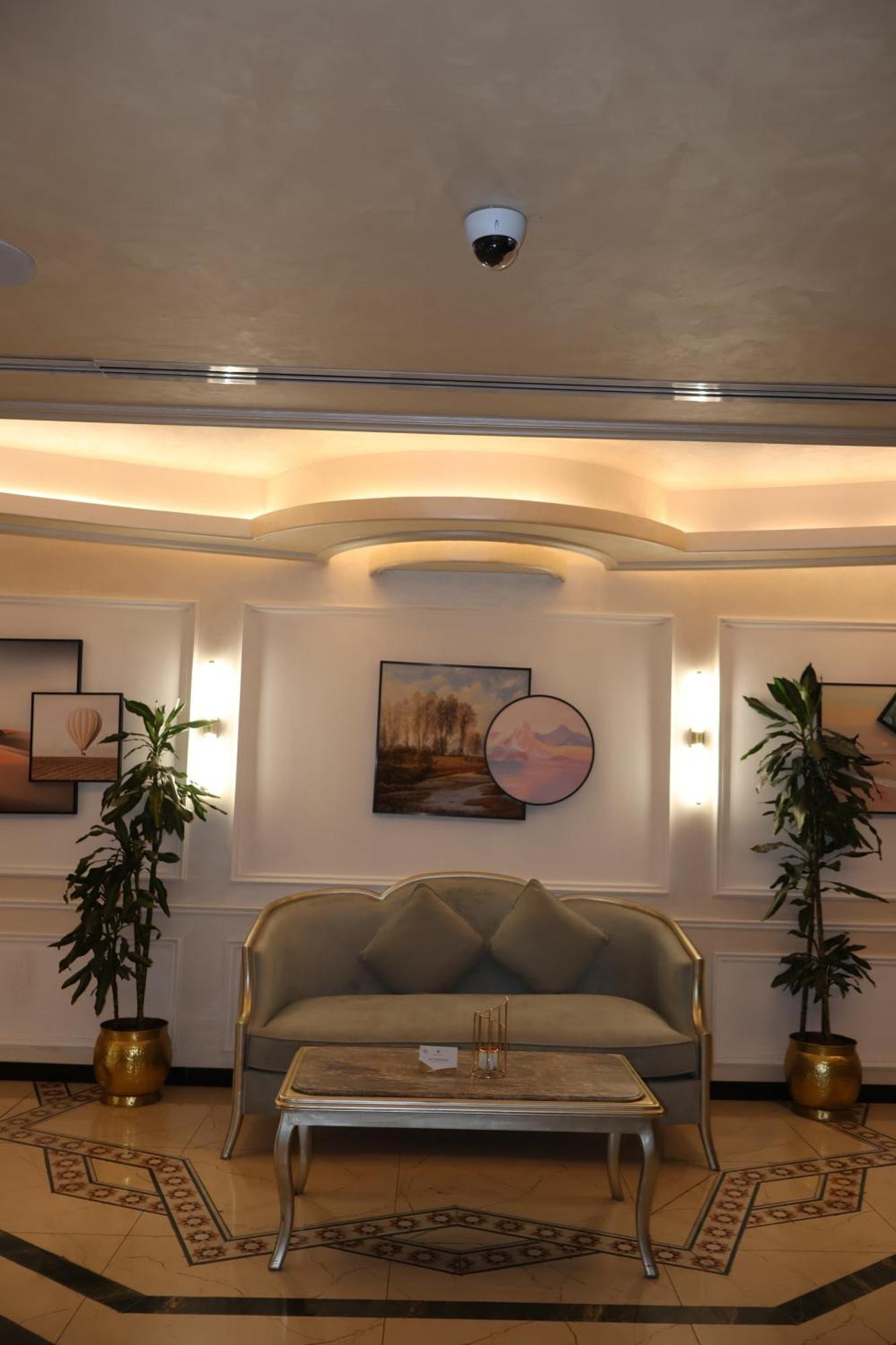 Rival Hotel Amman Bagian luar foto